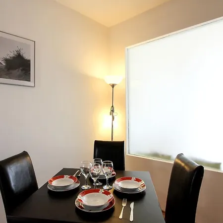 The Chill House In Sunny Apartament